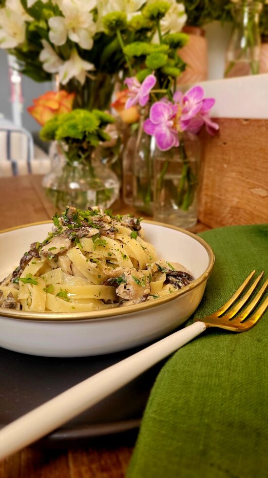 Fettuccine com Shitake e Vinho Branco