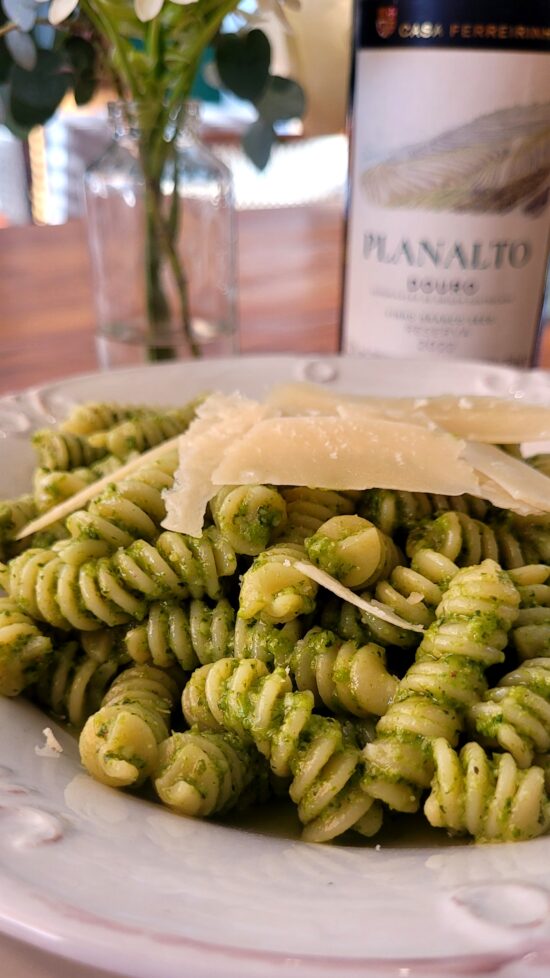 Fusili ao Molho Pesto Genovês