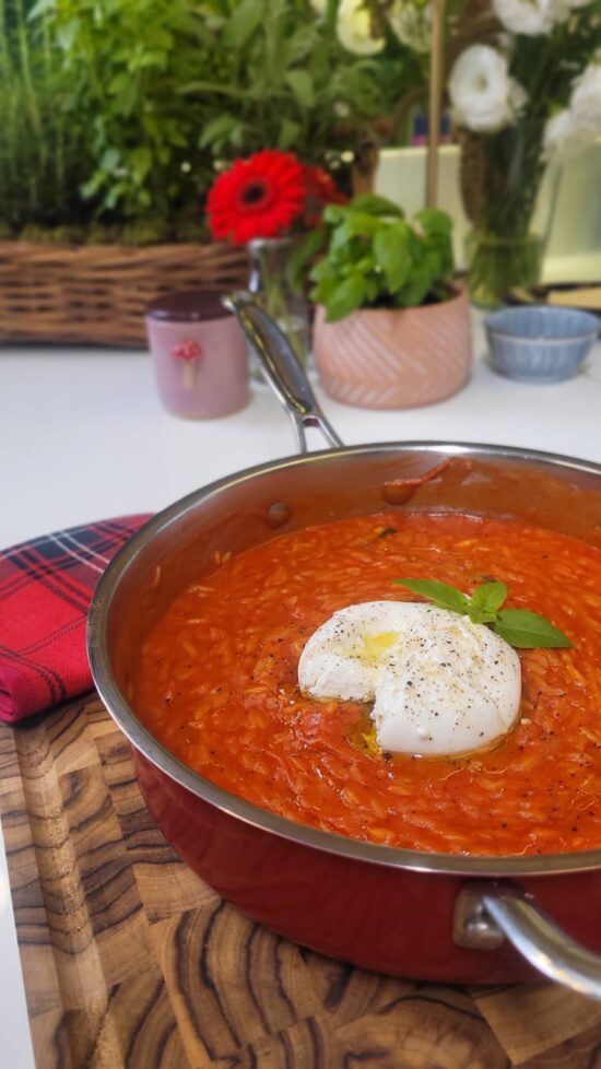 Risoni de Tomate com Mussarela de Búfala